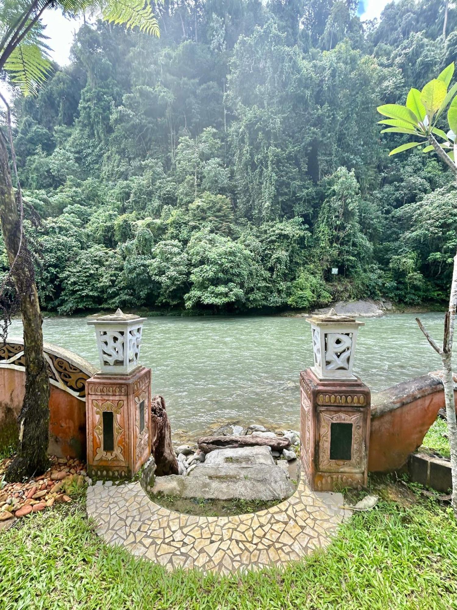 Aussie Inn Bukit Lawang Ngoại thất bức ảnh
