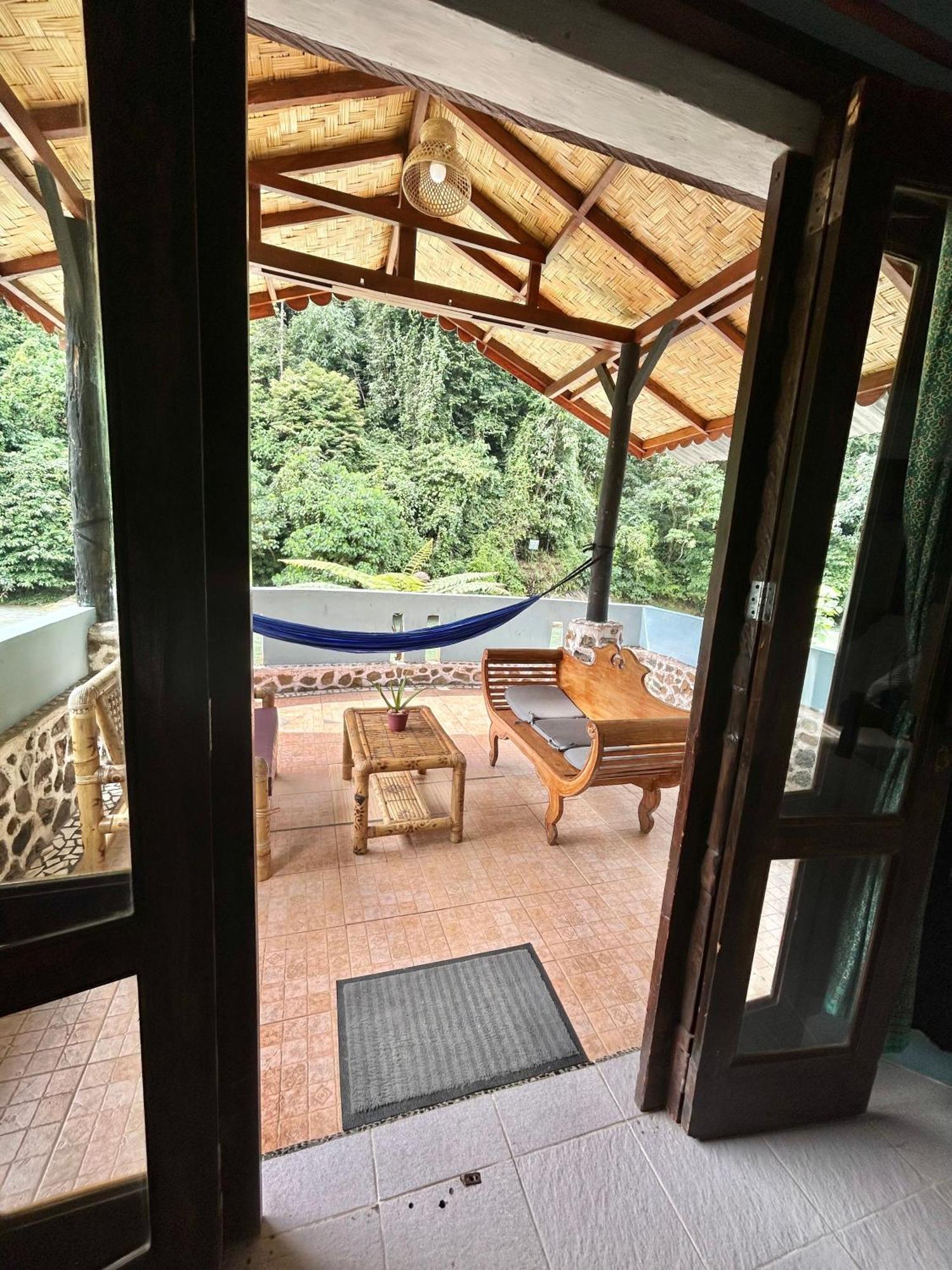 Aussie Inn Bukit Lawang Ngoại thất bức ảnh