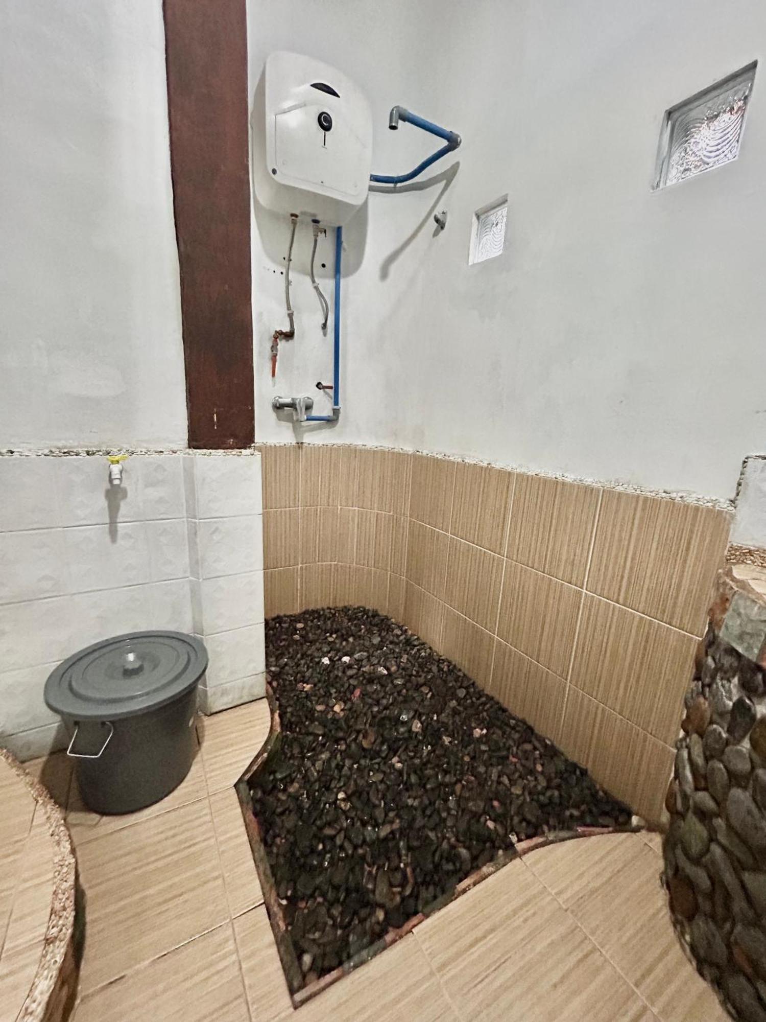 Aussie Inn Bukit Lawang Ngoại thất bức ảnh